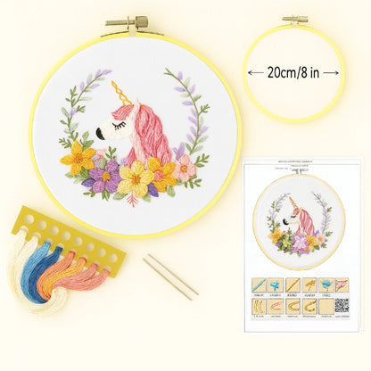 Illustrated stitch guide sheet with full step-by-step instructions
Complete thread bundle
A square of cotton fabric featuring the pattern
1 Plastic embroidery hoop(20 cm diameter)
2 Embroidery needles